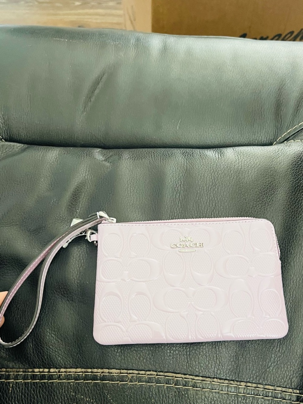 Coach Lavender Patent Leather Wristlet with Heart Charm - Picture 4 of 9